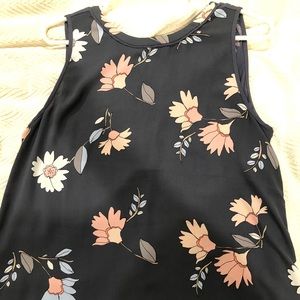 Size M Ann Taylor LOFT Top